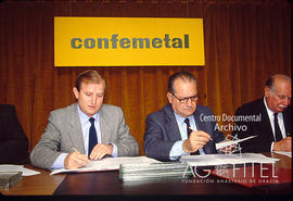 Firma del convenio de la Confederación Española de Organizaciones Empresariales del Metal —CONFEM...