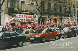 Concentración frente a la la sede del Partido Popular en la calle Génova