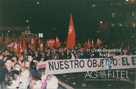 Manifestación en Madrid en protesta por la actitud impositiva del Gobierno en la negociación por el pacto social