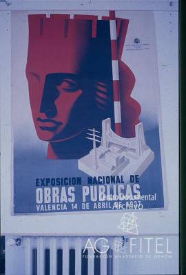 Carteles de una exposición de UGT