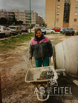 Mujeres trabajando en la construcción