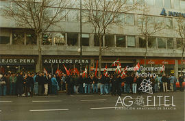 Concentración de delegados sindicales ante la sede de Inespal en Madrid