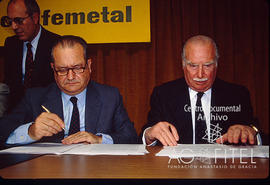 Firma del convenio de la Confederación Española de Organizaciones Empresariales del Metal —CONFEM...
