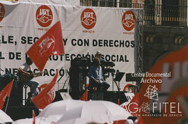 Concentración de delegados de UGT en la Plaza Mayor de Madrid para protestar contra la reforma la...